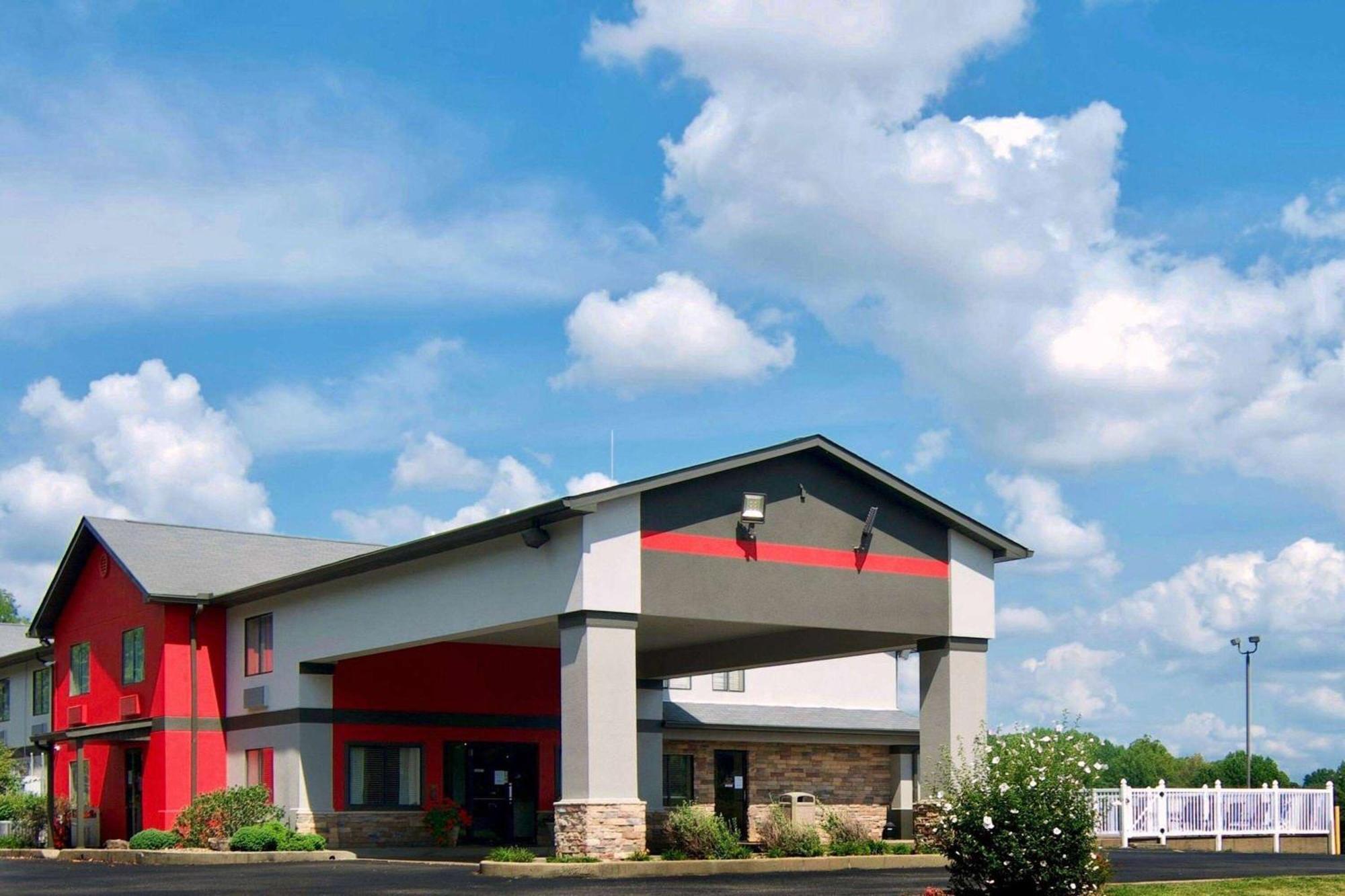 Ramada By Wyndham Tell City Dış mekan fotoğraf
